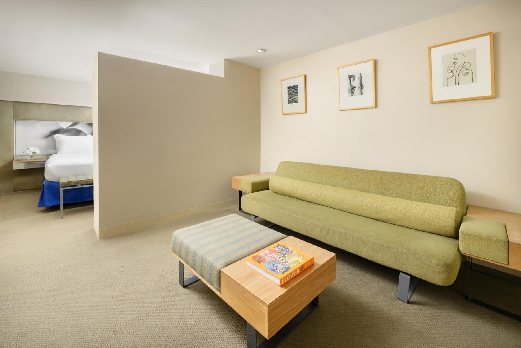 Junior Suite,1739370460:JPEG