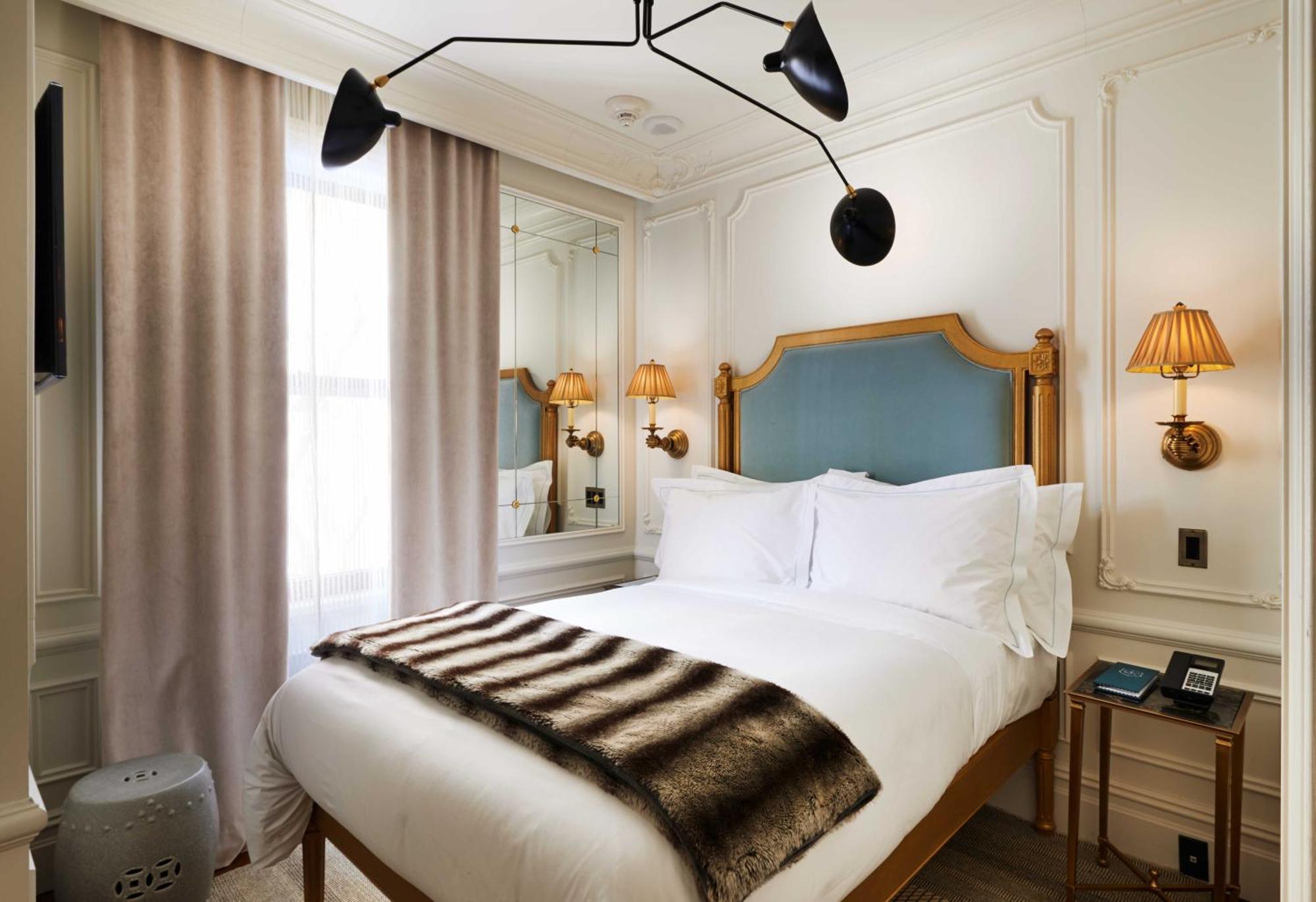 Zimmer mit Queensize-Bett